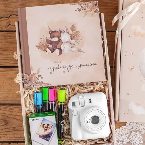 swiateczny-prezent-dla-malego-dziecka-instax-mini-12-i-album-wspomnien-dd47 (1).jpg