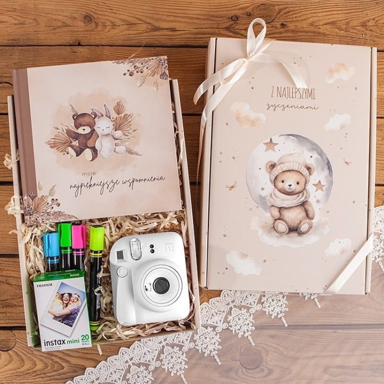 swiateczny-prezent-dla-malego-dziecka-instax-mini-12-i-album-wspomnien-dd47.jpg