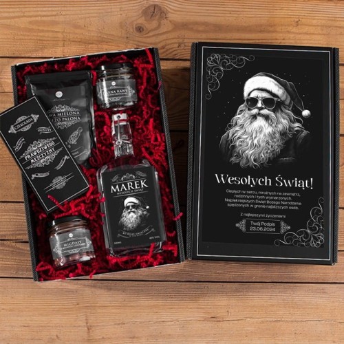 kosz-prezentowy-swiateczny-z-imieniem-z-wodka-personalizowana-i-slodyczami-md47.jpg