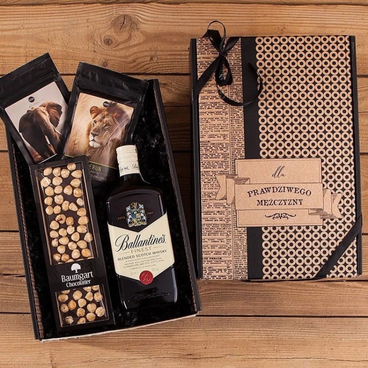 swiateczny-kosz-prezentowy-firmowy-dla-mezczyzny-ballantines-kd12.jpg