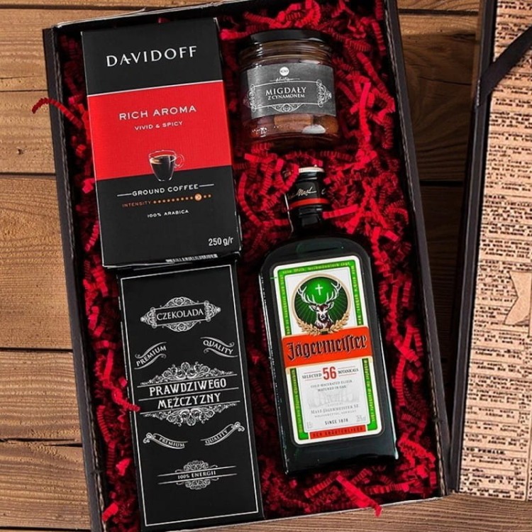 prezent-swiateczny-dla-mezczyzny-firmowy-jagermeister-duzy-md10 (1).jpg